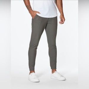 CUTS AO JOGGER